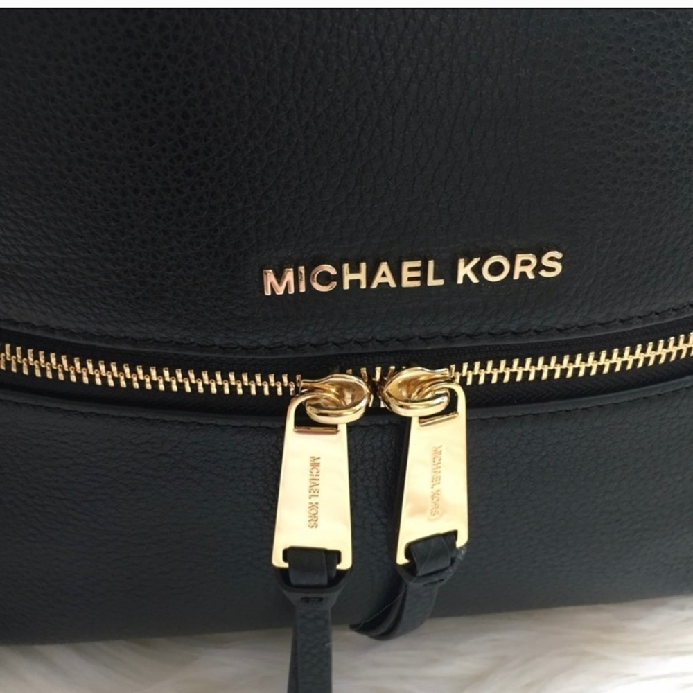 New! Michael Kors Rhea backpack purse - Picture 6 of 16